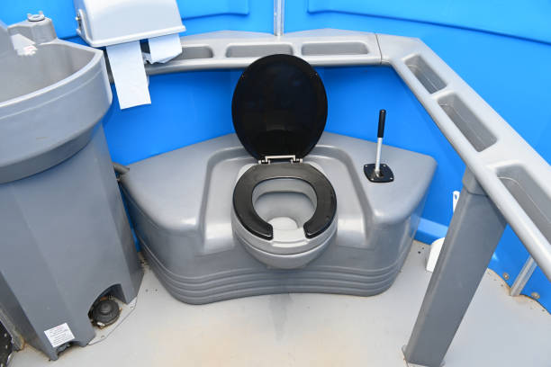 Best Construction site porta potty rental  in Crandon, WI